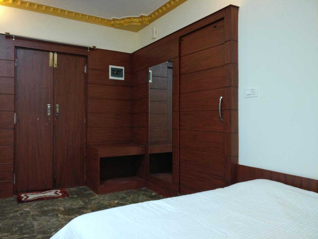 The Shades Holiday Homes Kushalnagar Ngoại thất bức ảnh